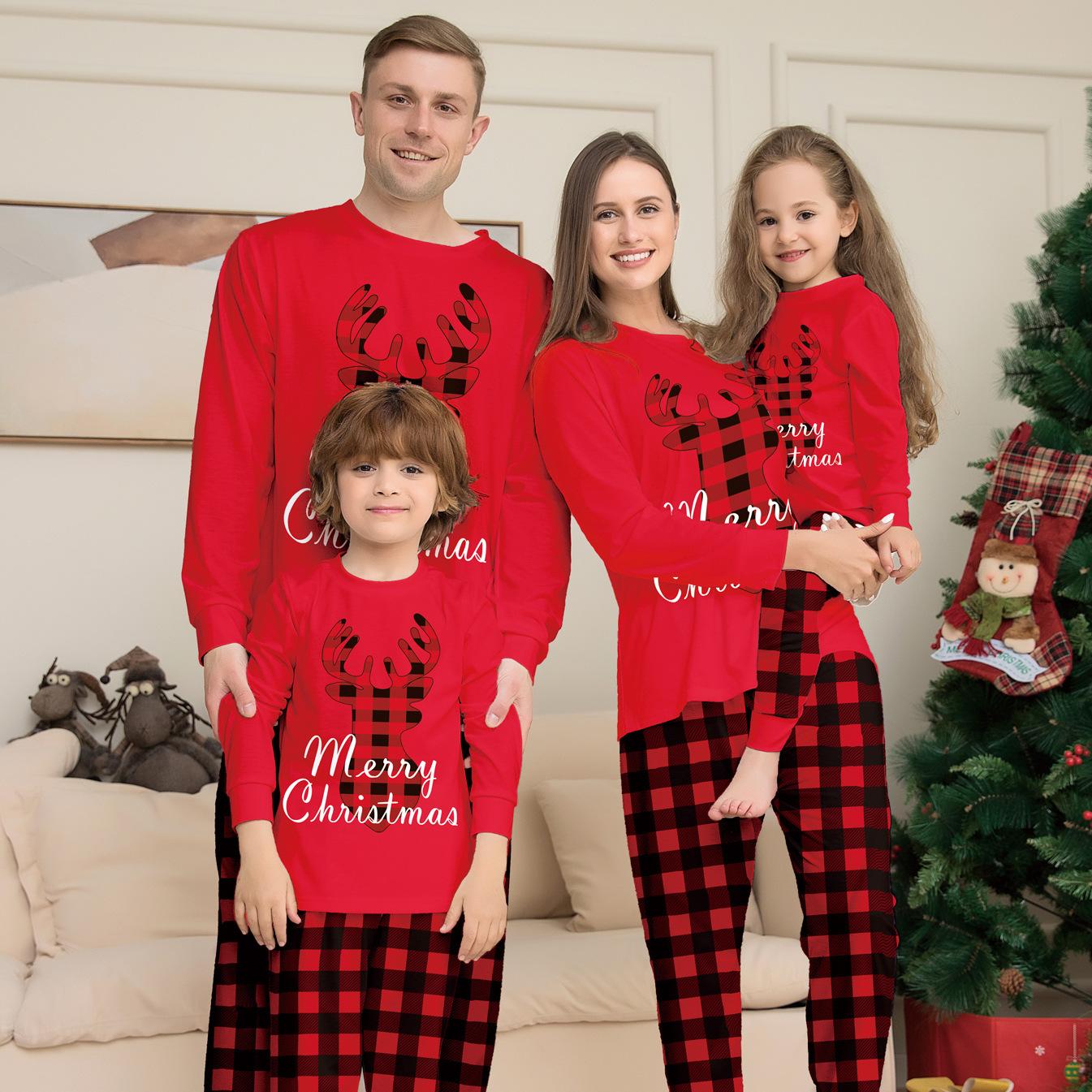 Christmas Holiday Parent-Child Casual Plaid Set with Elk Monogramming